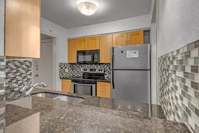 4837 Cedar Springs Road #215, Dallas, TX 75219 - Photo 5