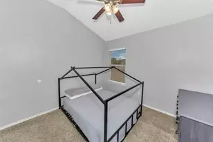 13637 Cherokee Ranch Rd, Fort Worth, TX 76262 - Photo 25