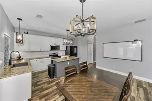 13637 Cherokee Ranch Rd, Fort Worth, TX 76262 - Photo 11