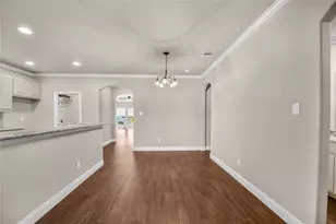 1916 Town Creek Cir, Weatherford, TX 76086 - Photo 9