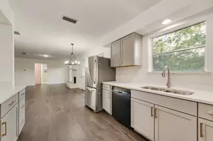 1614 Brent Ct, Grand Prairie, TX 75051 - Photo 19