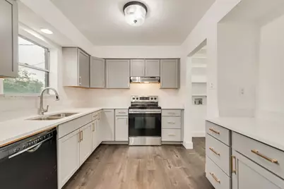 1614 Brent Court, Grand Prairie, TX 75051 - Photo 17