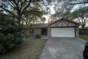 2716 Sibley Dr, Arlington, TX 76015 - Photo 1