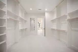 8716 Fawn Dr, Dallas, TX 75238 - Photo 29