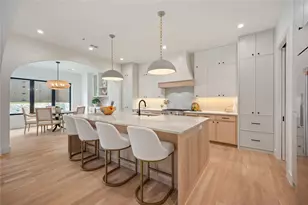 8716 Fawn Dr, Dallas, TX 75238 - Photo 15