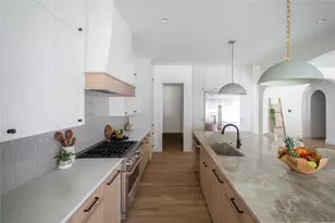 8716 Fawn Dr, Dallas, TX 75238 - Photo 7