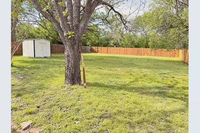 5713 Highland Avenue, Haltom City, TX 76117 - Photo 7