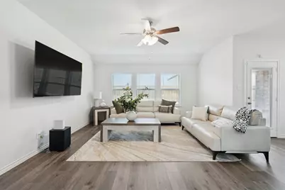 9721 Tinsley Street, Aubrey, TX 76227 - Photo 7