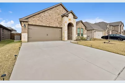 9721 Tinsley Street, Aubrey, TX 76227 - Photo 3