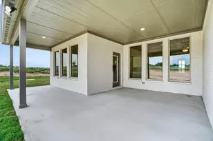 504 Clifton Ct, Springtown, TX 76082 - Photo 37