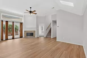 8707 Wellington Rd, Irving, TX 75063 - Photo 9