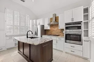 8707 Wellington Rd, Irving, TX 75063 - Photo 11