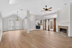 8707 Wellington Rd, Irving, TX 75063 - Photo 7