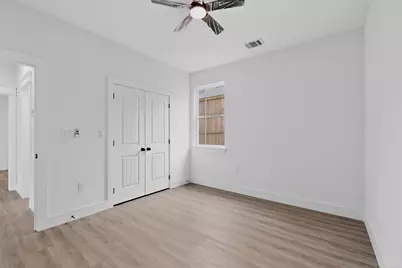 5803 Plum Dale Road, Dallas, TX 75241 - Photo 15