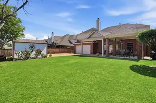 2824 Gillespie Ln, Grand Prairie, TX 75052 - Photo 33