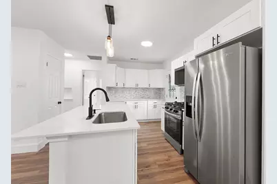 2114 Tisinger Avenue, Dallas, TX 75228 - Photo 3
