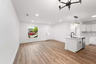 2114 Tisinger Ave, Dallas, TX 75228 - Photo 7