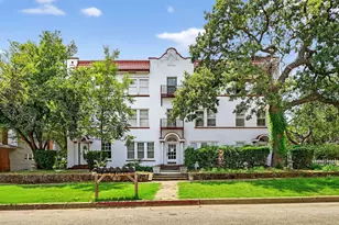 513 NW 6th St, Mineral Wells, TX 76067 - Photo 1