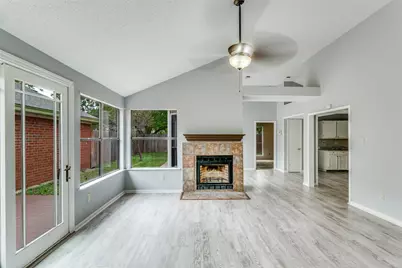 4745 Poppy Drive E, Fort Worth, TX 76137 - Photo 3