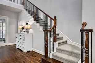 813 Moss Cliff Cir, McKinney, TX 75071 - Photo 3