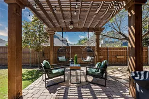 813 Moss Cliff Cir, McKinney, TX 75071 - Photo 33