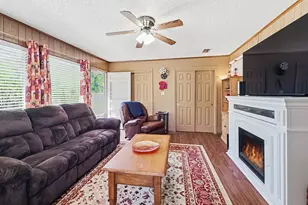 112 E Hoard St, Hamilton, TX 76531 - Photo 3