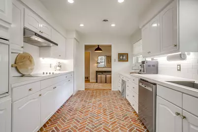 3917 Marys Creek Drive, Benbrook, TX 76116 - Photo 13