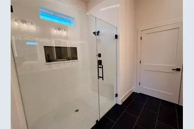 2829 Avenue L, Fort Worth, TX 76105 - Photo 13