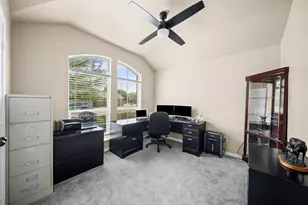 404 Brookhollow Ln, Saginaw, TX 76131 - Photo 17