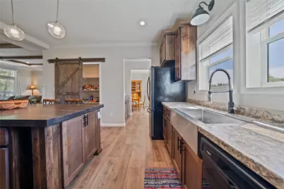 126 County Road 118, Whitesboro, TX 76273 - Photo 9