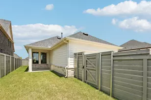 8708 Treeline Pkwy, Justin, TX 76247 - Photo 25