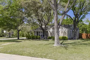 3540 W Biddison St, Fort Worth, TX 76109 - Photo 3