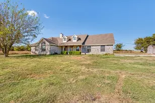 2072 Marshall Rd, Waxahachie, TX 75167 - Photo 3