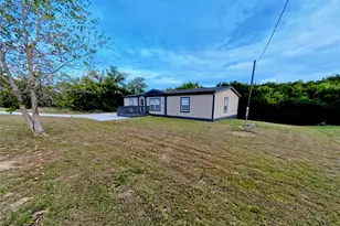 1315 Phoenix Ct, Granbury, TX 76048 - Photo 17