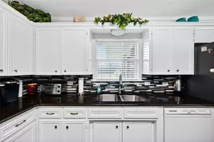 230 Center St, Whitesboro, TX 76273 - Photo 15