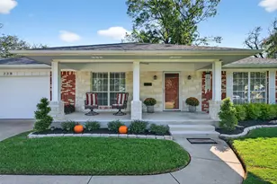 230 Center St, Whitesboro, TX 76273 - Photo 3