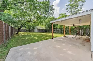 1015 Epenard St, Dallas, TX 75211 - Photo 17