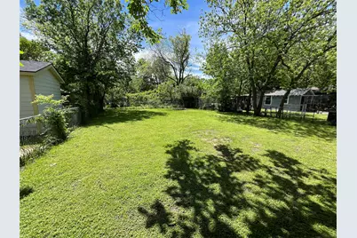 8732 Slay Street, Dallas, TX 75217 - Photo 17