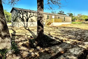 353 Conastoga Rd, Valley View, TX 76272 - Photo 3