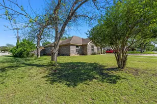 814 N Harrison St, West, TX 76691 - Photo 5