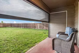 1934 Duskwood Dr, Lancaster, TX 75146 - Photo 15