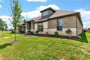 1513 Pegasus Dr, Lancaster, TX 75134 - Photo 1