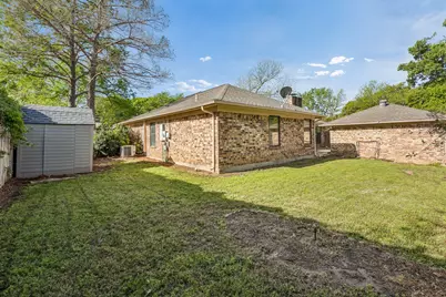 806 Glenn Drive, Euless, TX 76039 - Photo 25