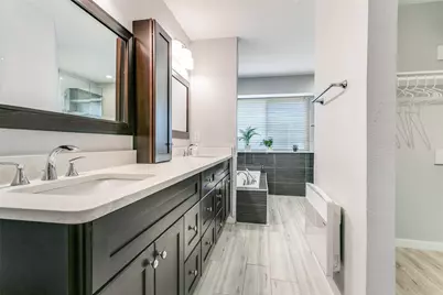 200 Lark Lane, Euless, TX 76039 - Photo 15