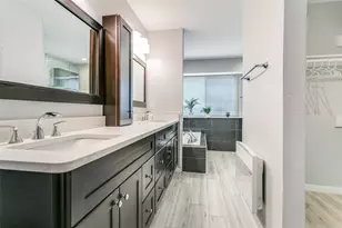 200 Lark Ln, Euless, TX 76039 - Photo 15