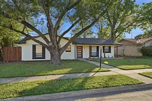 1421 Park E Dr, Garland, TX 75043 - Photo 3
