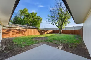 1421 Park E Dr, Garland, TX 75043 - Photo 25