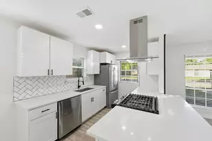 1421 Park E Dr, Garland, TX 75043 - Photo 11