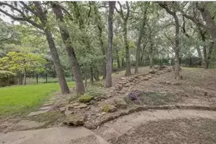 2719 Sunrise Dr, Arlington, TX 76006 - Photo 3