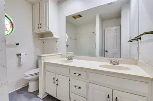 2719 Sunrise Dr, Arlington, TX 76006 - Photo 19